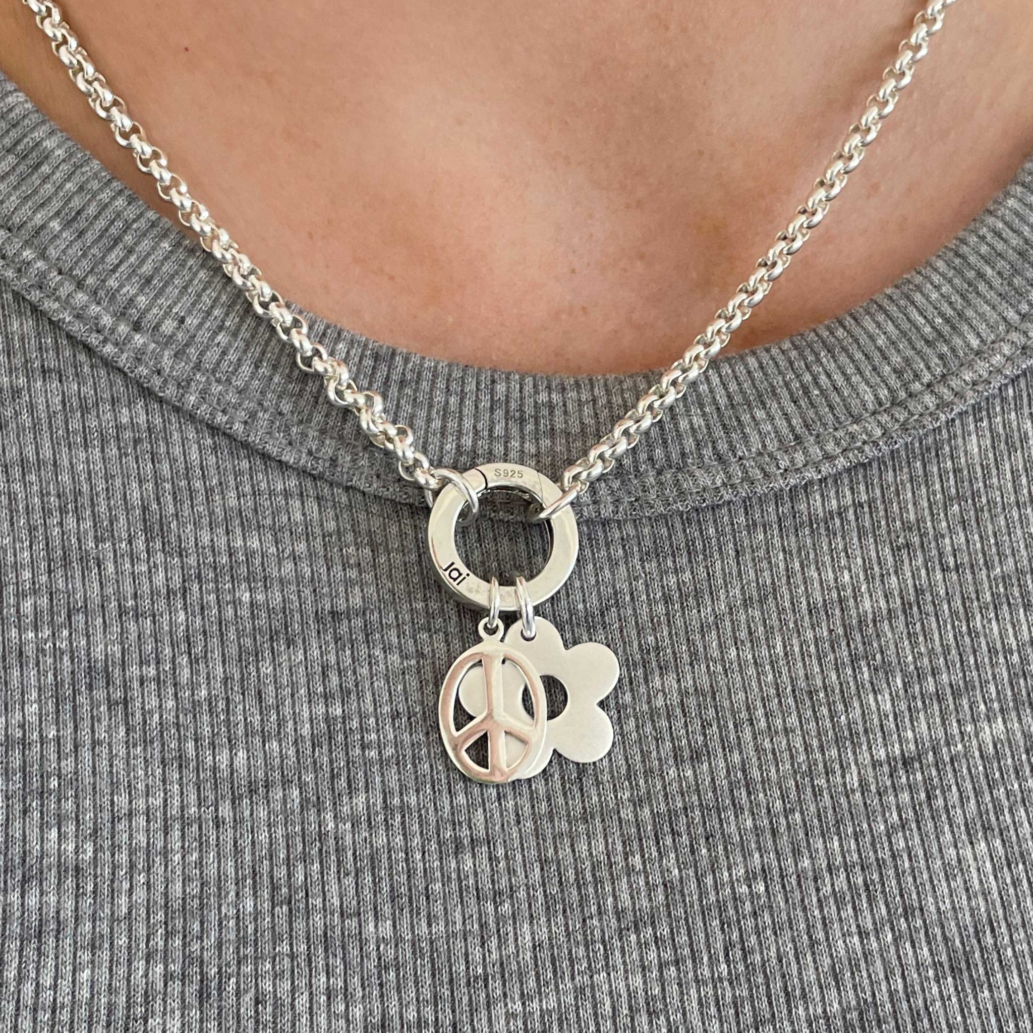 Jai Style Sterling Silver 3mm Rolo Chain Necklace with Charm Clasp